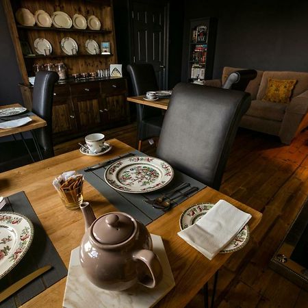 روبن هودز باي Aldersyde Bed & Breakfast المظهر الخارجي الصورة